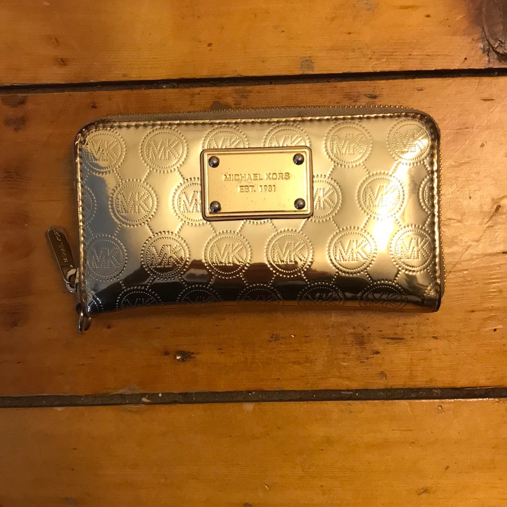 Michael Kors wallet